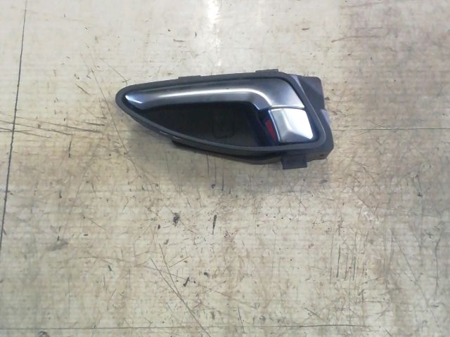 bontott KIA PICANTO Bal első Belső Kilincs