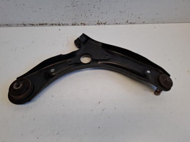 bontott KIA PICANTO Bal első Lengőkar