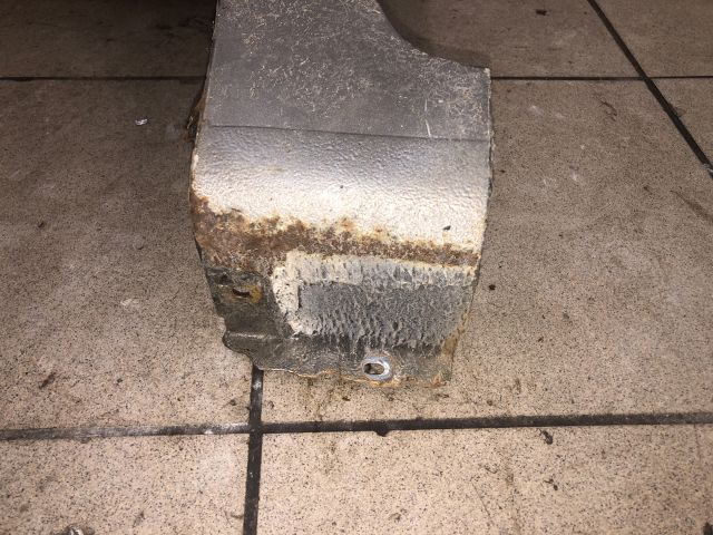 bontott KIA PICANTO Bal első Sárvédő