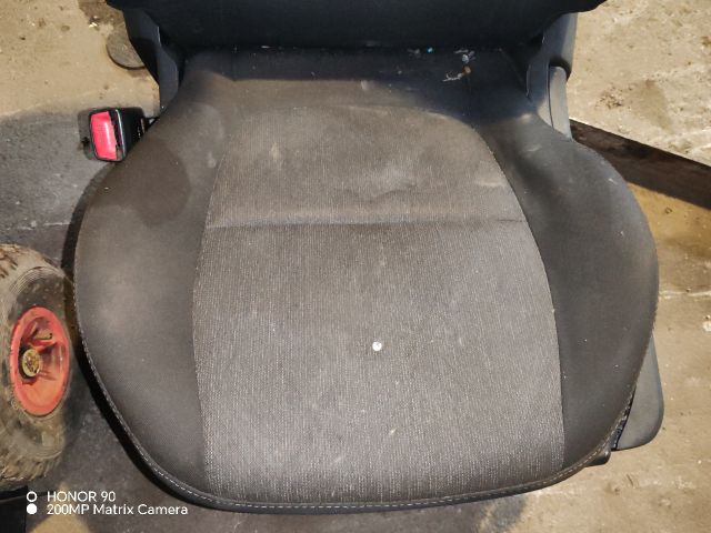 bontott KIA PICANTO Bal első Ülés