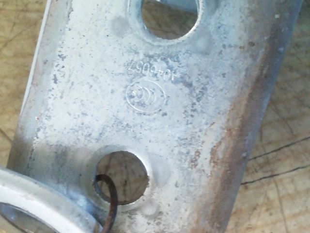 bontott KIA PICANTO Bal első Zsanér