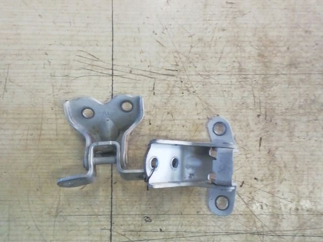 bontott KIA PICANTO Bal első Zsanér