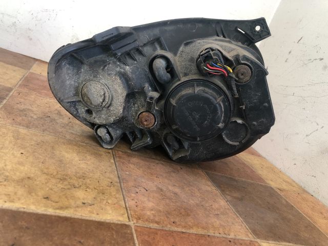 bontott KIA PICANTO Bal Fényszóró