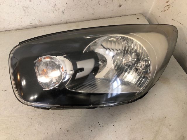 bontott KIA PICANTO Bal Fényszóró