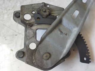 bontott KIA PICANTO Bal hátsó Ablakemelő Szerkezet (Mechanikus)