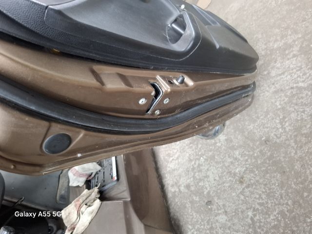 bontott KIA PICANTO Bal hátsó Ajtó (Részeivel)