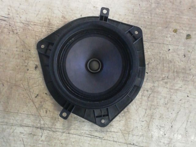bontott KIA PICANTO Bal hátsó Hangszóró