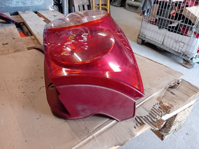 bontott KIA PICANTO Bal Hátsó Lámpa