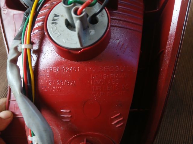 bontott KIA PICANTO Bal Hátsó Lámpa