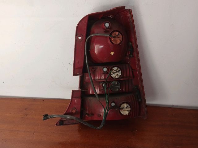 bontott KIA PICANTO Bal Hátsó Lámpa