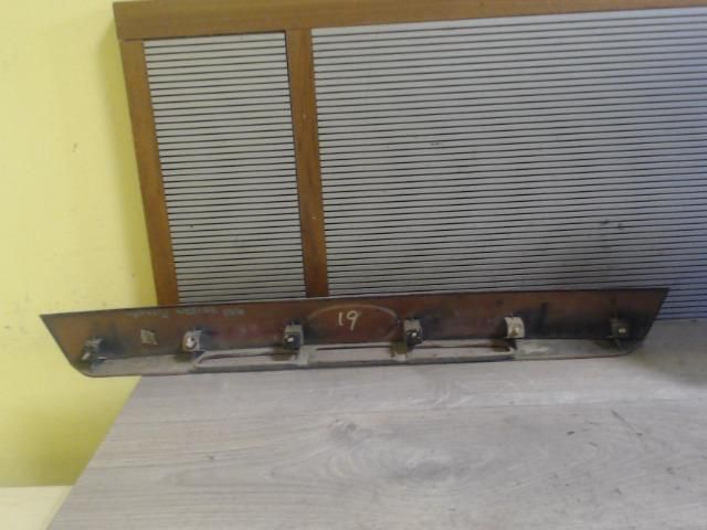 bontott KIA PICANTO Csomagtérajtó Díszléc