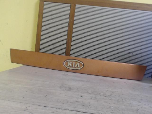 bontott KIA PICANTO Csomagtérajtó Díszléc