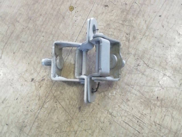 bontott KIA PICANTO Csomagtérajtó Zsanér