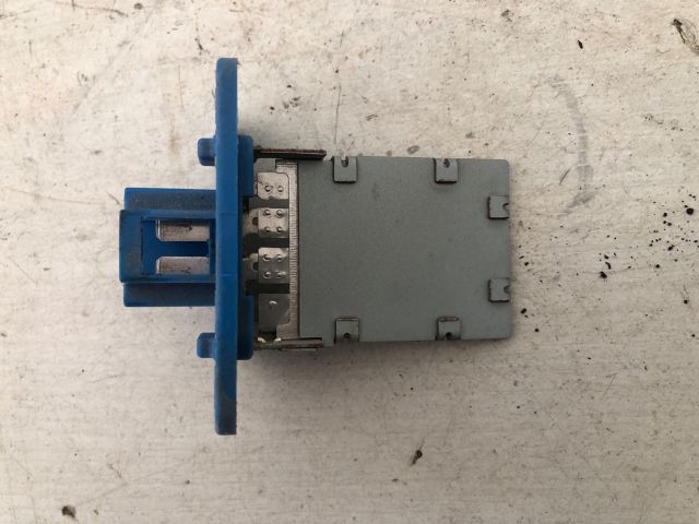 bontott KIA PICANTO Előtét Ellenállás Fűtőmotor