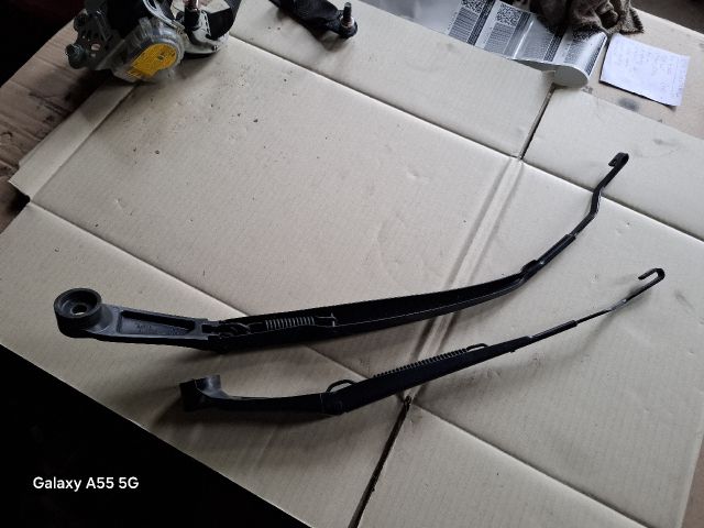 bontott KIA PICANTO Első Ablaktörlő Kar