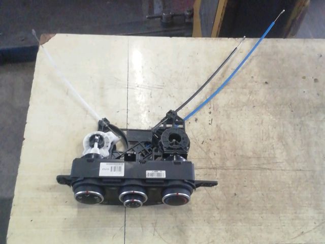 bontott KIA PICANTO Fűtéskapcsoló (manuális klímás)