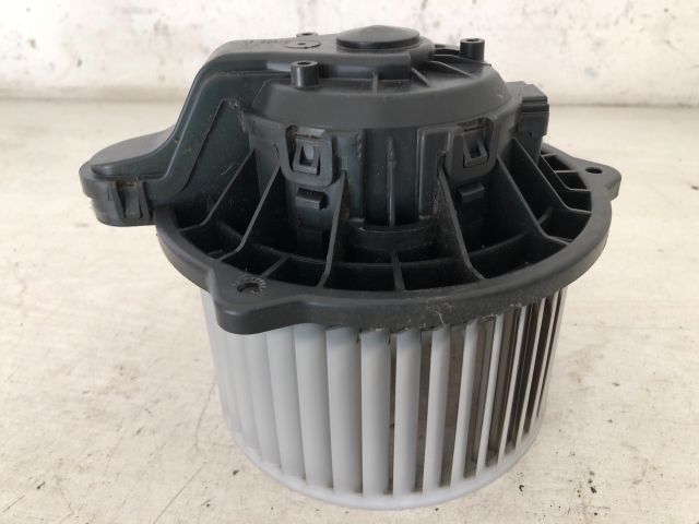 bontott KIA PICANTO Fűtőmotor (Klímás)