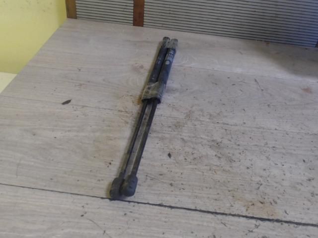 bontott KIA PICANTO Gázrugós Kitámasztó Teleszkóp Pár Csomagtérajtó