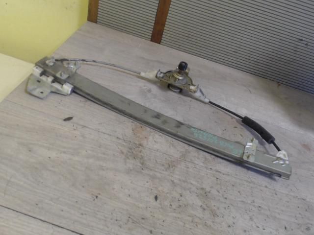 bontott KIA PICANTO Jobb első Ablakemelő Szerkezet (Mechanikus)