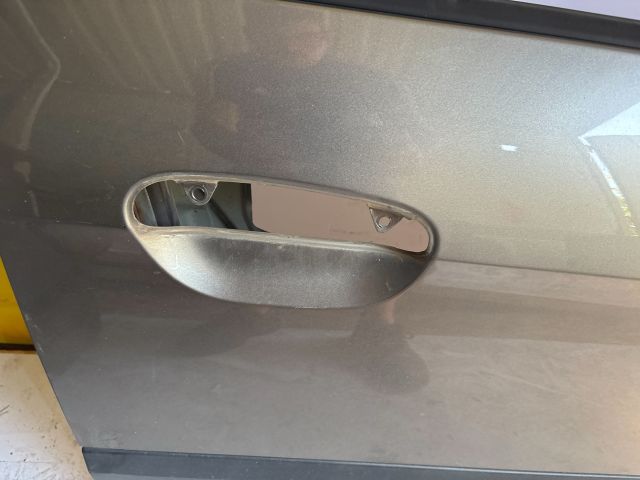 bontott KIA PICANTO Jobb első Ajtó (Üres lemez)