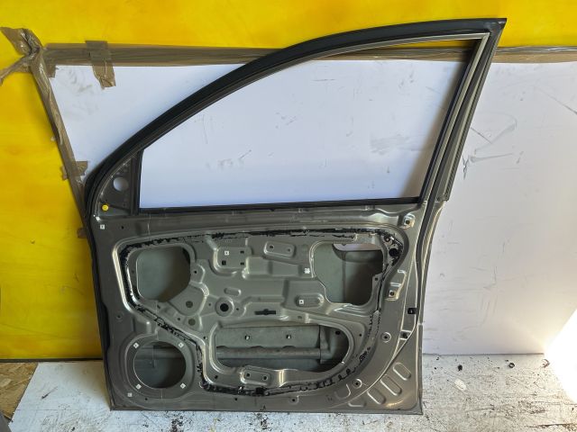 bontott KIA PICANTO Jobb első Ajtó (Üres lemez)