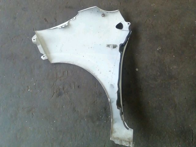 bontott KIA PICANTO Jobb első Sárvédő