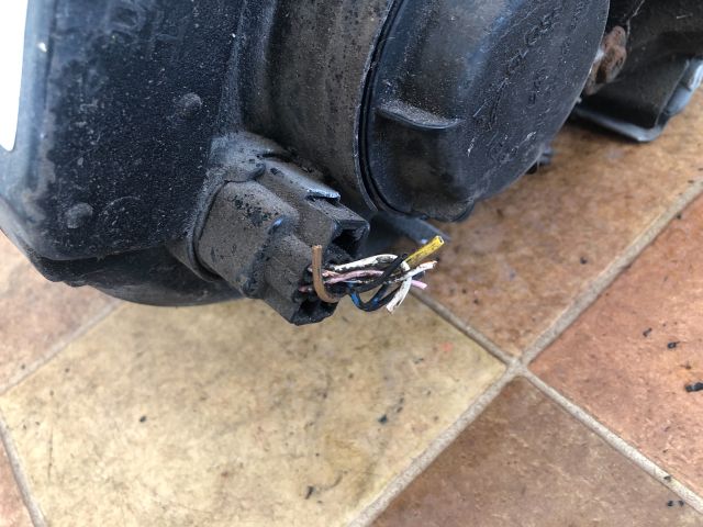 bontott KIA PICANTO Jobb Fényszóró