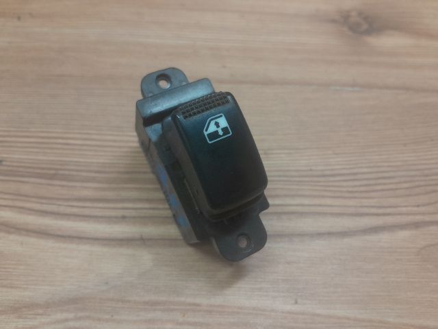 bontott KIA PICANTO Jobb hátsó Ablakemelő Kapcsoló