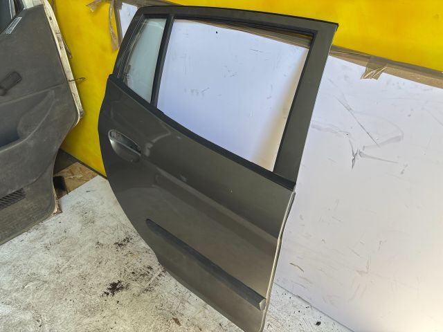 bontott KIA PICANTO Jobb hátsó Ajtó (Üres lemez)