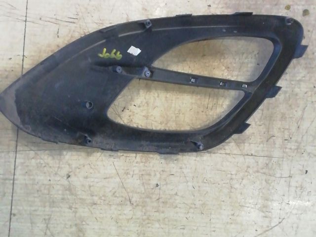 bontott KIA PICANTO Jobb Ködlámpa Rács