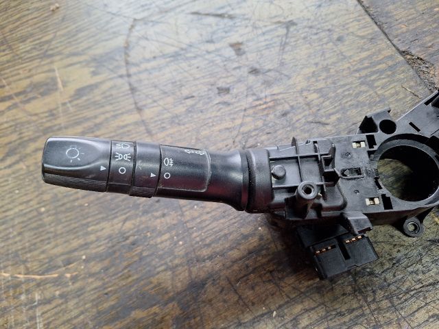 bontott KIA PICANTO Komplett Kormánykapcsoló (Bajuszkapcsoló)