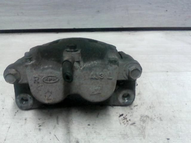 bontott KIA PREGIO Jobb első Féknyereg Munkahengerrel