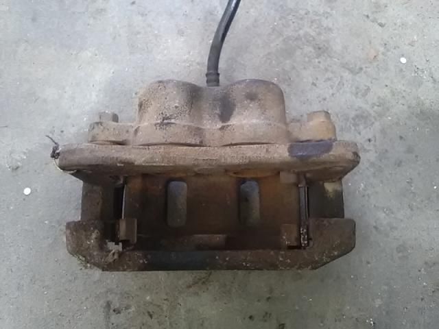 bontott KIA PREGIO Jobb első Féknyereg Munkahengerrel