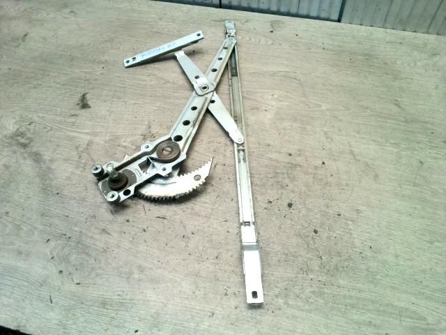 bontott KIA PREGIO Bal első Ablakemelő Szerkezet (Mechanikus)
