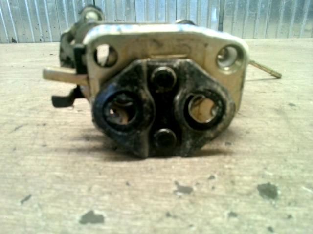 bontott KIA PREGIO Bal első Ajtózár