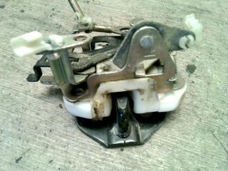 bontott KIA PREGIO Csomagtérajtó Zárszerkezet