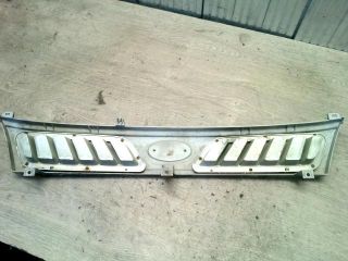 bontott KIA PREGIO Hűtőrács