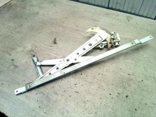 bontott KIA PREGIO Jobb első Ablakemelő Szerkezet (Mechanikus)