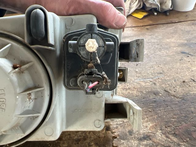 bontott KIA PREGIO Jobb Fényszóró