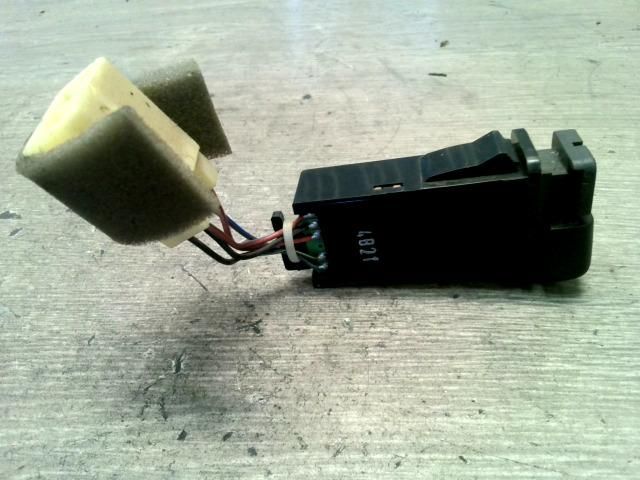 bontott KIA PREGIO Kapcsoló (Magában)