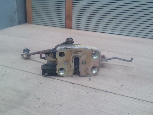 bontott KIA PRIDE Bal hátsó Ajtózár