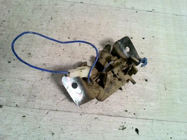 bontott KIA PRIDE Csomagtérajtó Zárszerkezet