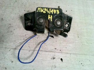 bontott KIA PRIDE Csomagtérajtó Zárszerkezet