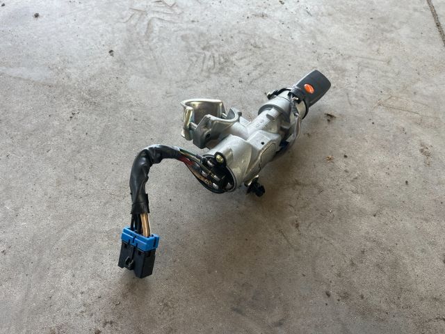 bontott KIA PRO Gyújtáskapcsoló Házzal