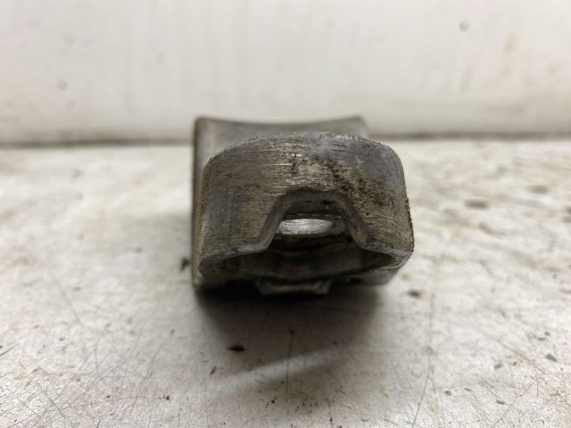 bontott KIA PRO Motor Tartó Bak (Fém)