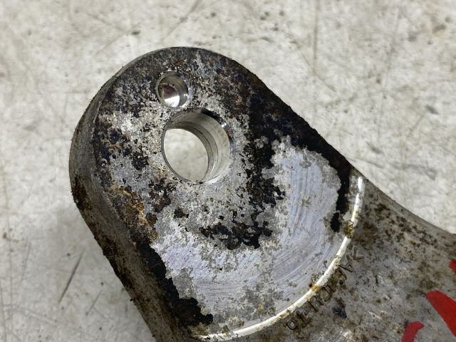 bontott KIA PRO Motor Tartó Bak (Fém)