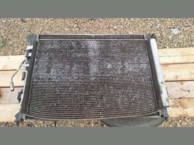 bontott KIA PRO Vízhűtő Radiátor (Klímás)