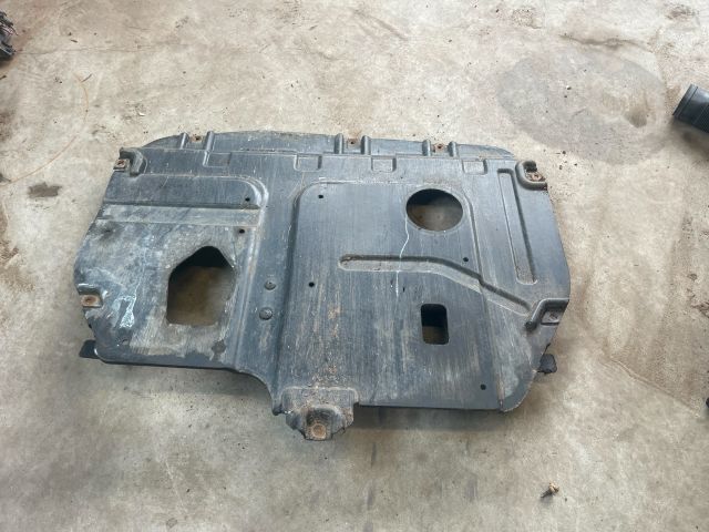 bontott KIA PRO Alsó Motorburkolat