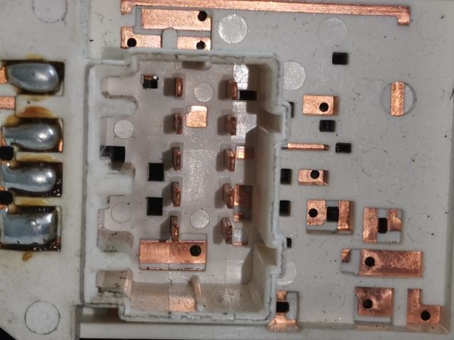 bontott KIA PRO Bal első Ablakemelő Kapcsoló