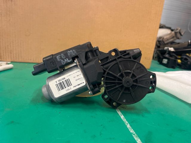 bontott KIA PRO Bal első Ablakemelő Motor